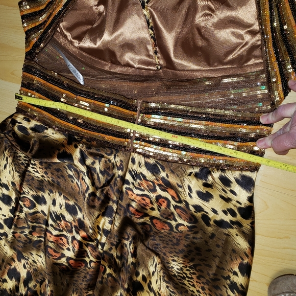 Leopard Evening dress - Picture 13 of 16